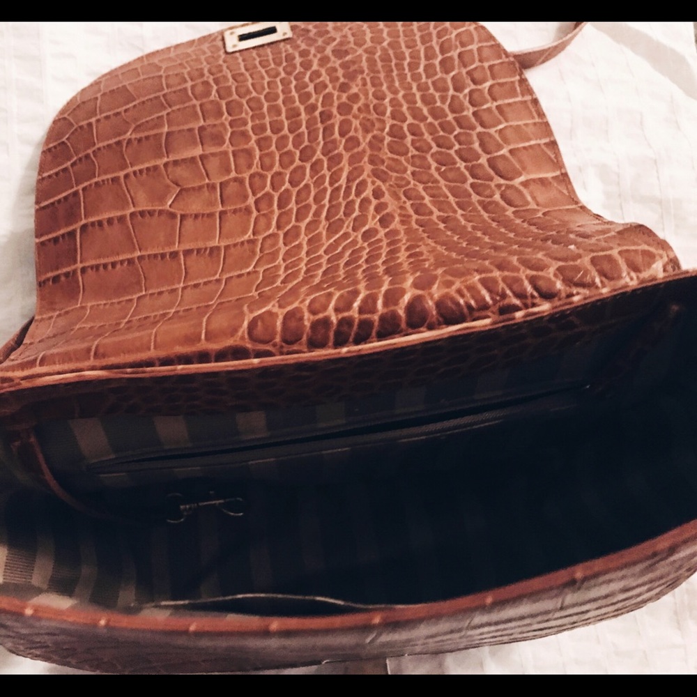 Brahmin Melbourne collection cross body saddle bag - Picture 7 of 8